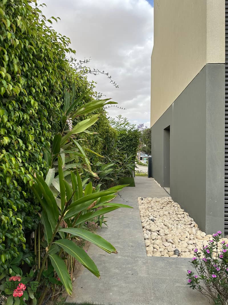 9 WhatsApp Image 2025-11-27 at 6.52. 43 PM (2). jpeg