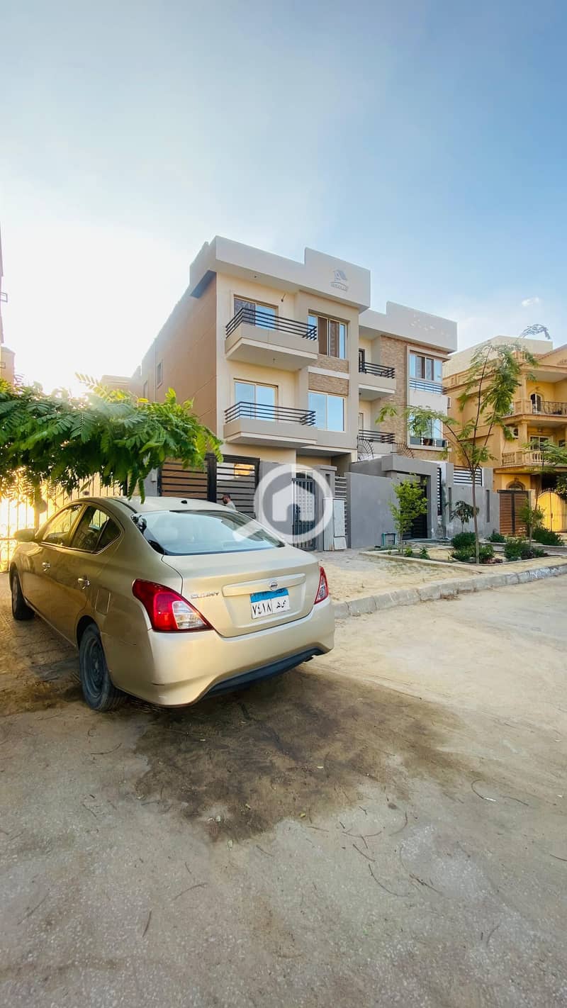 3 7dce256d-d7b4-407c-9074-03785c9c3c9b. jpg