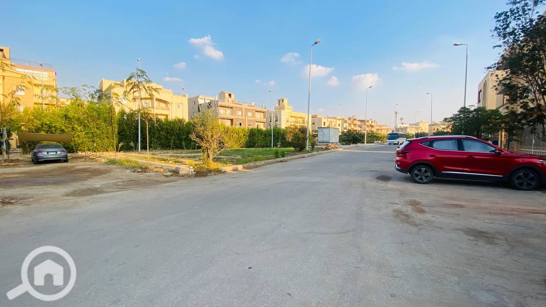 16 01538d30-0146-4fe6-a516-a10337946962. jpg