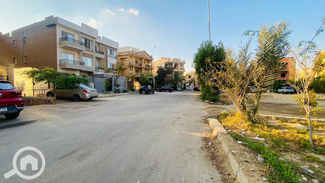 26 f26d8041-9c67-4e7f-8c3c-193eacb5b3d4. jpg