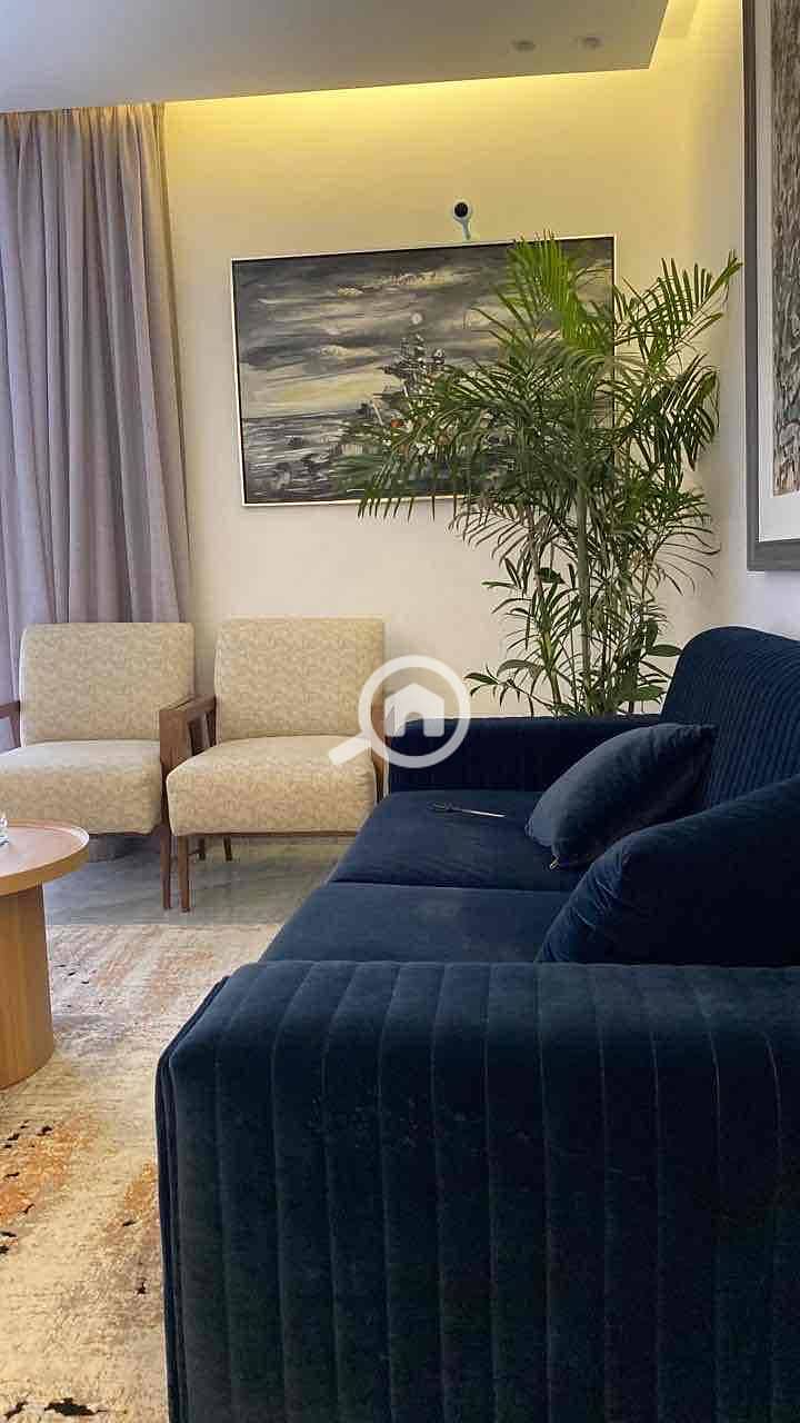 6 07dff5a0-45a7-493c-a612-16f7cbf49c12. jpg