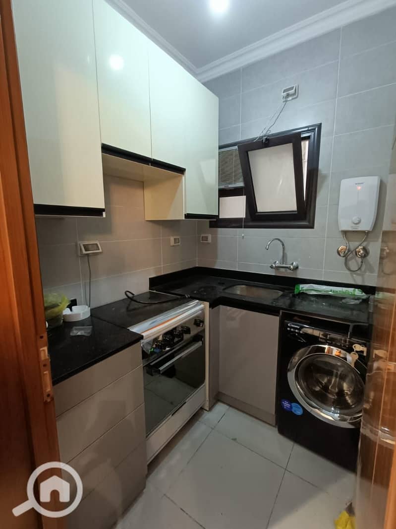 4 2b50dd83-21ff-49c6-9ba1-8d9a5779472e. jpeg