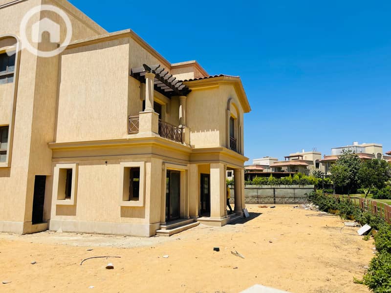 9 852647fa-c065-4cf1-84c6-ec67ce41adf4. jpg