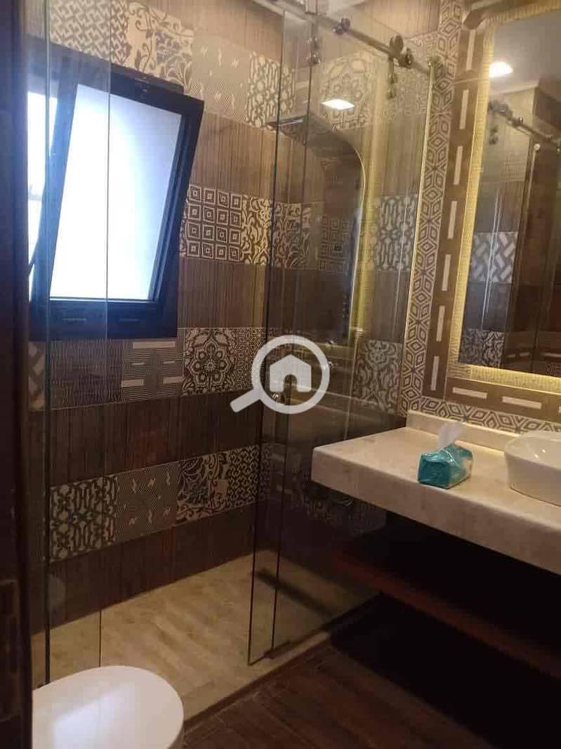 7 e0c73d8c-5f5d-4385-b005-8d6d12b507d9. jpg