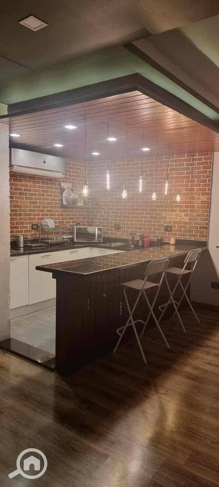 10 b2ac1d75-b790-452b-9da6-ad28f106fa2c. jpg