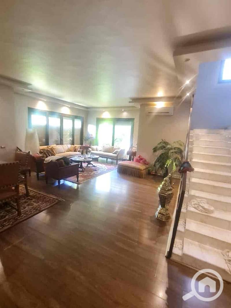 11 c551ce7a-4c9b-4988-b132-eb6d731fc972. jpg