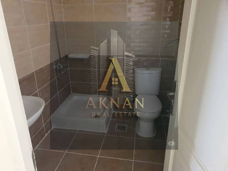 7 WhatsApp Image 2025-12-08 at 12.41. 04 (1). jpeg