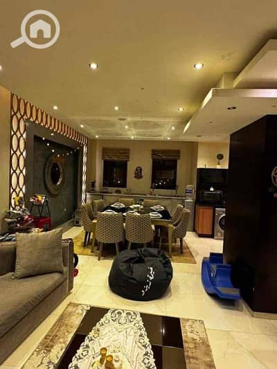 دوبلكس 3 غرف نوم للبيع في الشيخ زايد، الجيزة - f309fb7a-a825-42bb-9cbb-a3ed806a8021. jpg دوبلكس 3 غرف نوم للبيع في الشيخ زايد، الجيزة - f309fb7a-a825-42bb-9cbb-a3ed806a8021. jpg