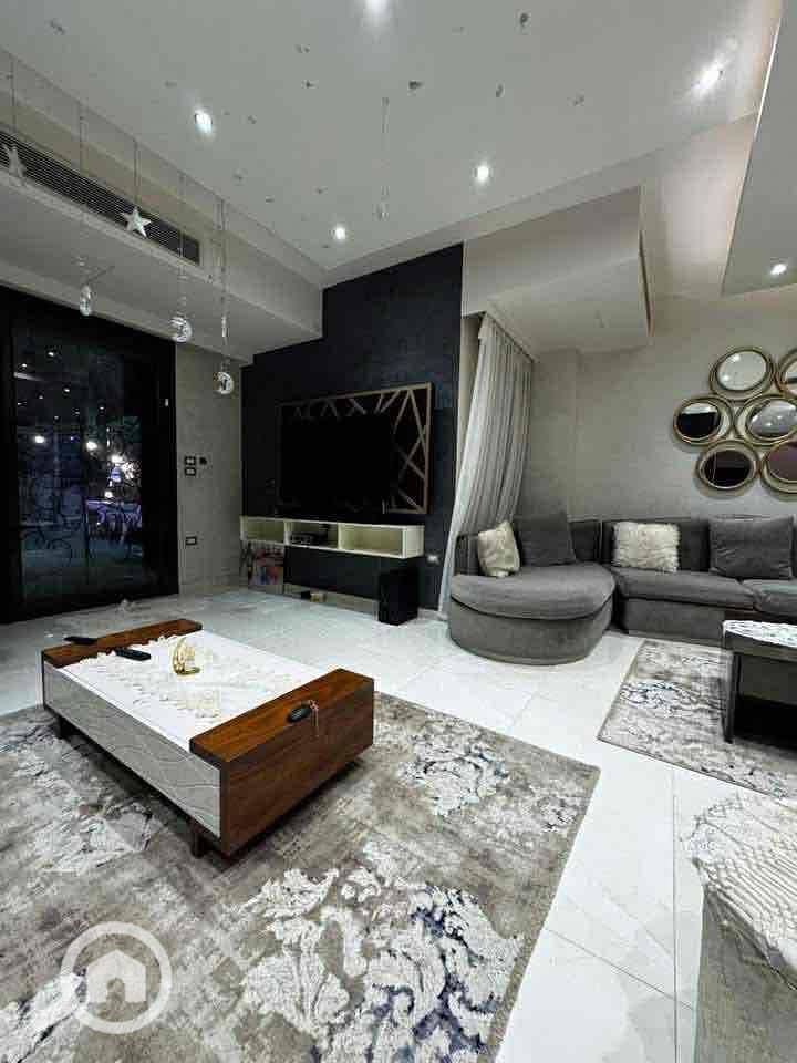 2 c490552c-e3a0-400f-a679-f02ce02ce3f7. jpg