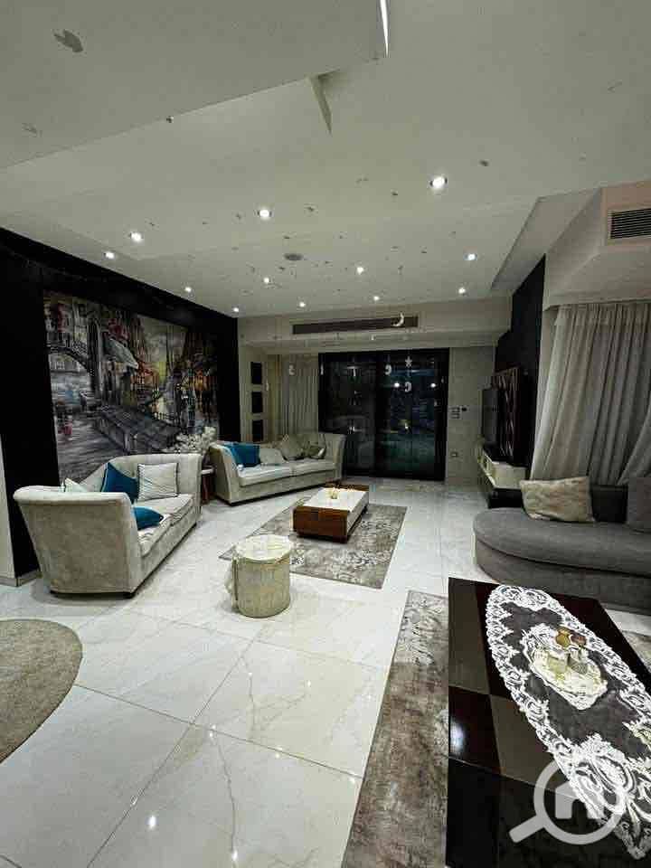 3 13bcbc70-dc0d-49b9-a2d1-bb078faa69a4. jpg