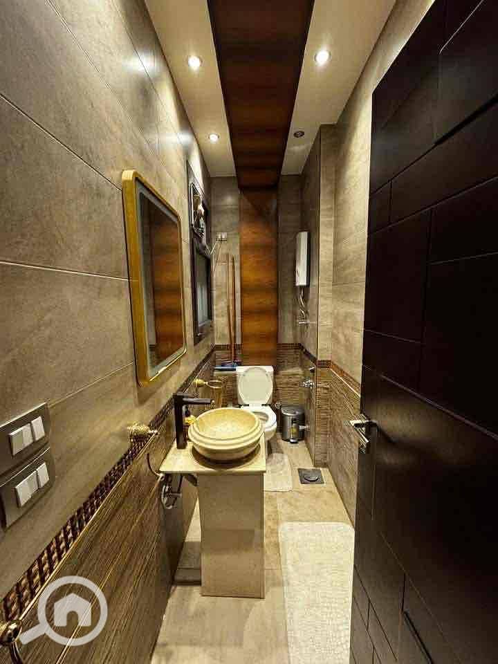 7 91b35a7d-8a84-4818-afd9-670d572a3330. jpg