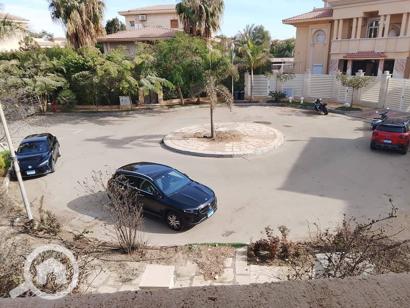 27 e0c8f555-c5a2-4875-a25b-ccd977482262. jpeg