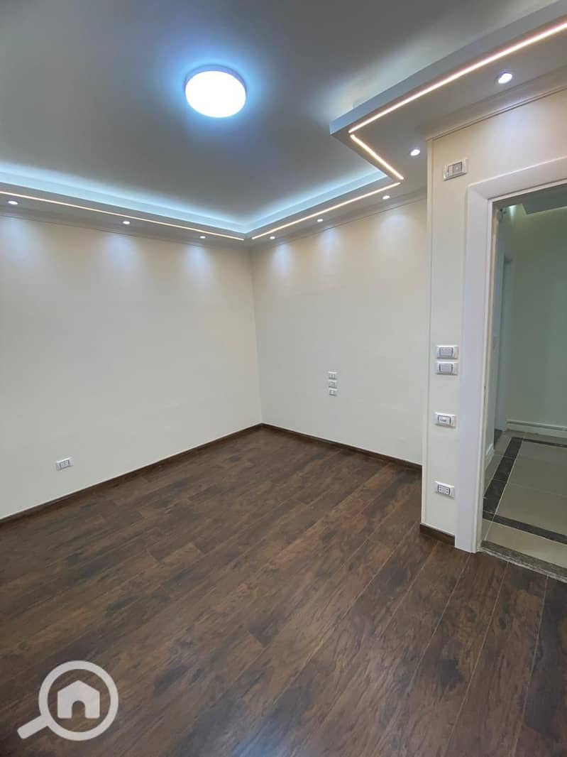 8 WhatsApp Image 2025-12-08 at 4.21. 49 PM. jpeg