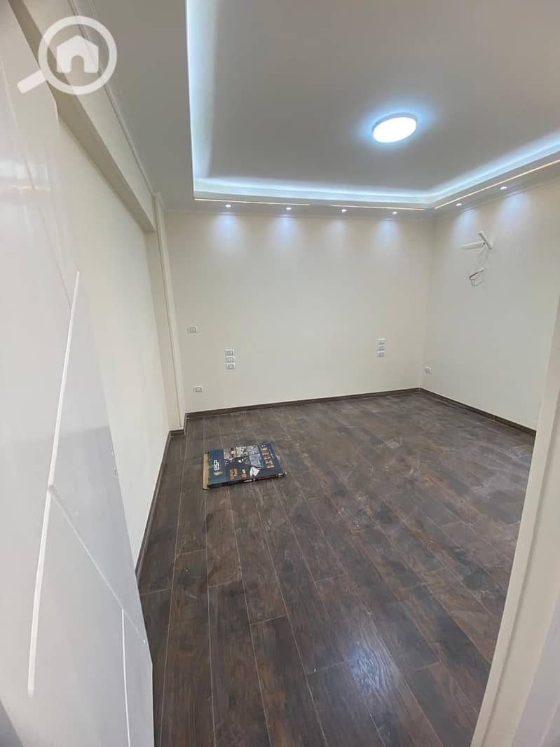 12 WhatsApp Image 2025-12-08 at 4.21. 55 PM. jpeg