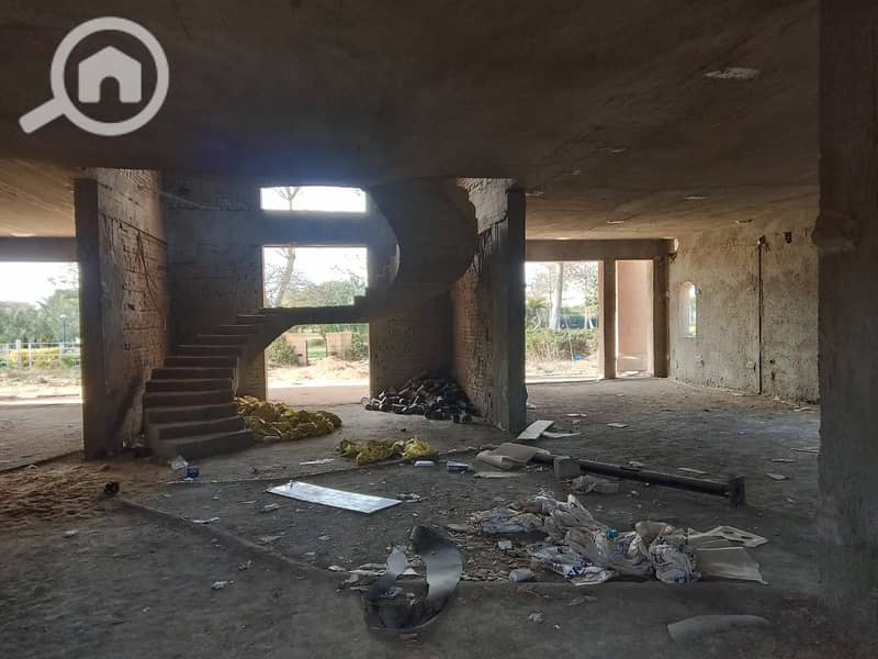 2 0f79ca18-9f37-49a3-be96-e1ea7b23638a. jpeg