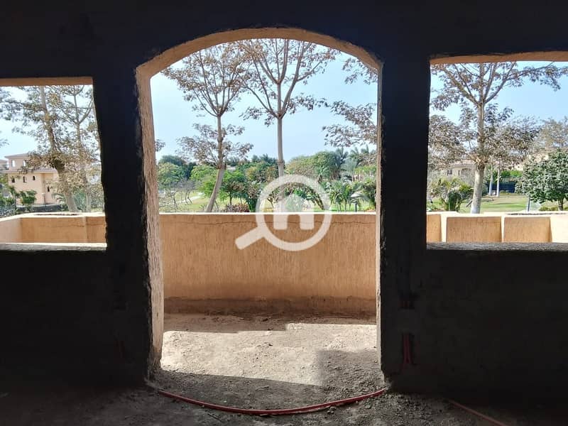 24 d0214f13-60b5-4bff-99ff-63b0e3e008dd. jpeg