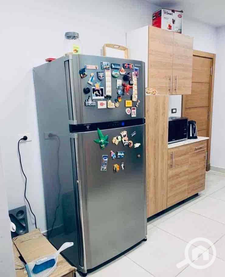 8 6e3bd7cc-a3cd-4484-95c2-ceb1f356b7b0. jpg