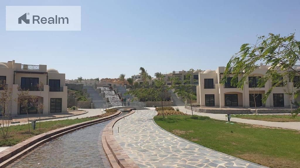 8 595404563_122110676001072223_6397104372855398280_n. jpg