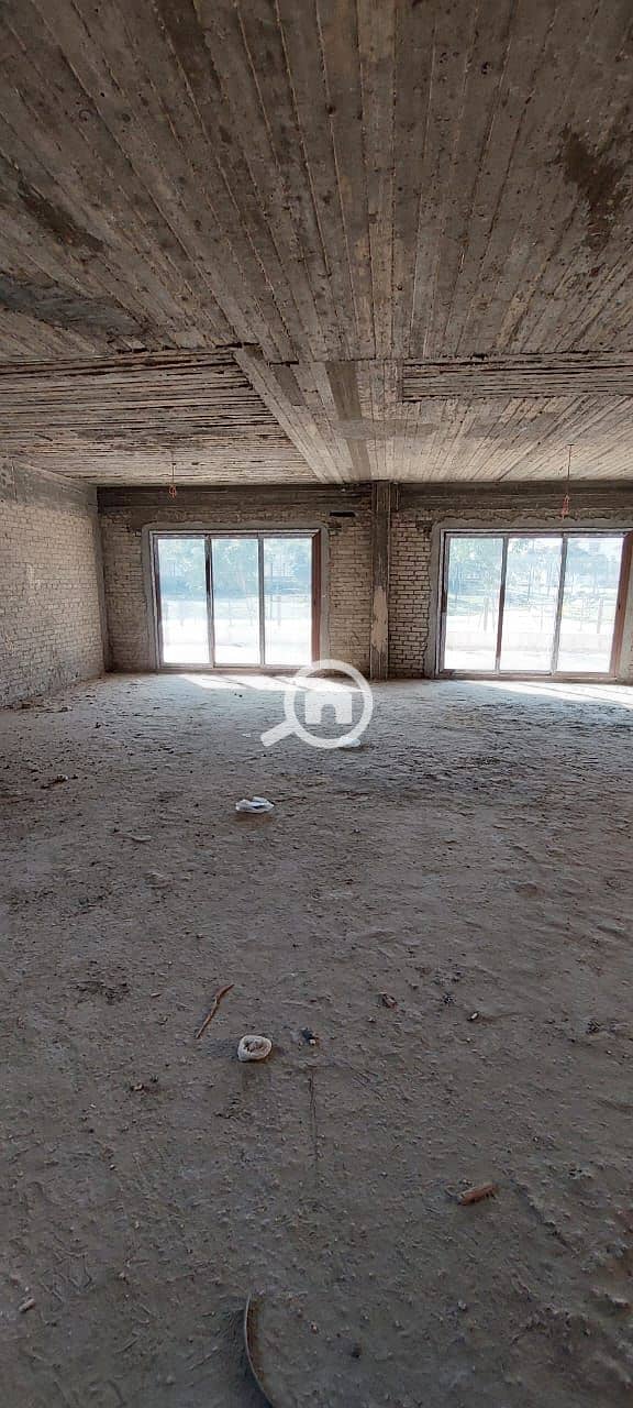 10 f83a1681-4d7c-4e32-99d3-f30f1103017f. jpg