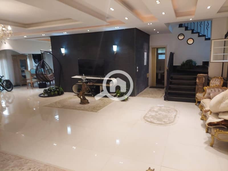 9 908bf040-a6fd-4762-8b63-f6625cbb5b96. jpg