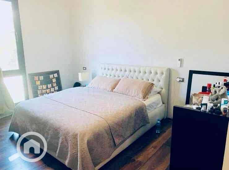 3 416496a0-5aee-4230-aabc-a2a36e73a3b7. jpg