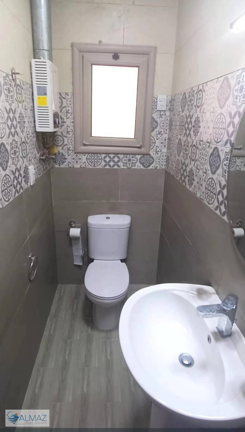 7 WhatsApp Image 2025-12-09 at 10.59. 06 AM (1). jpeg