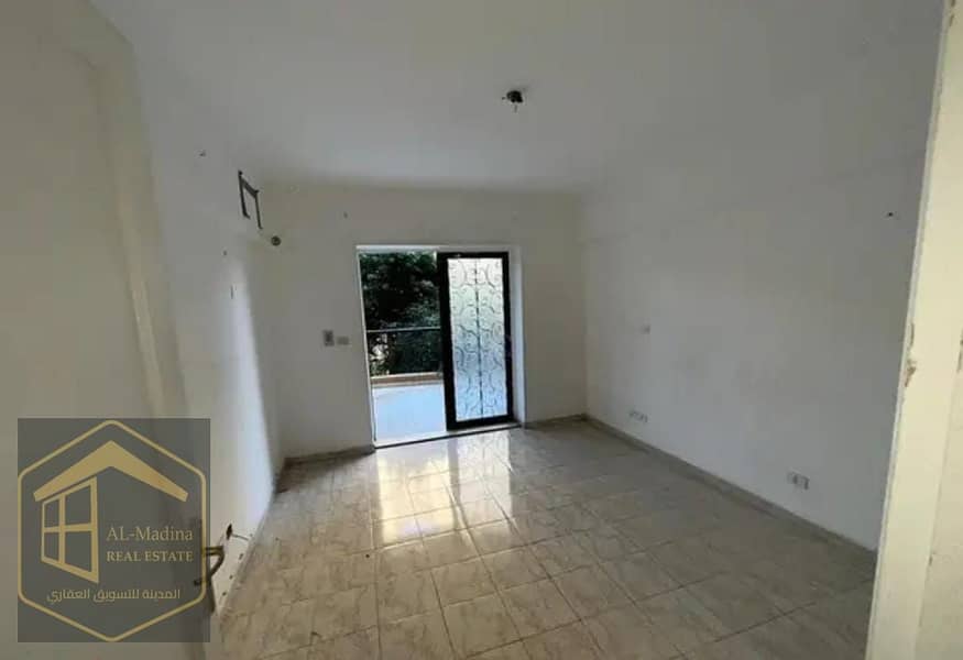 3 bc258215-3025-47af-a912-e4bc7e89faa4. jpg