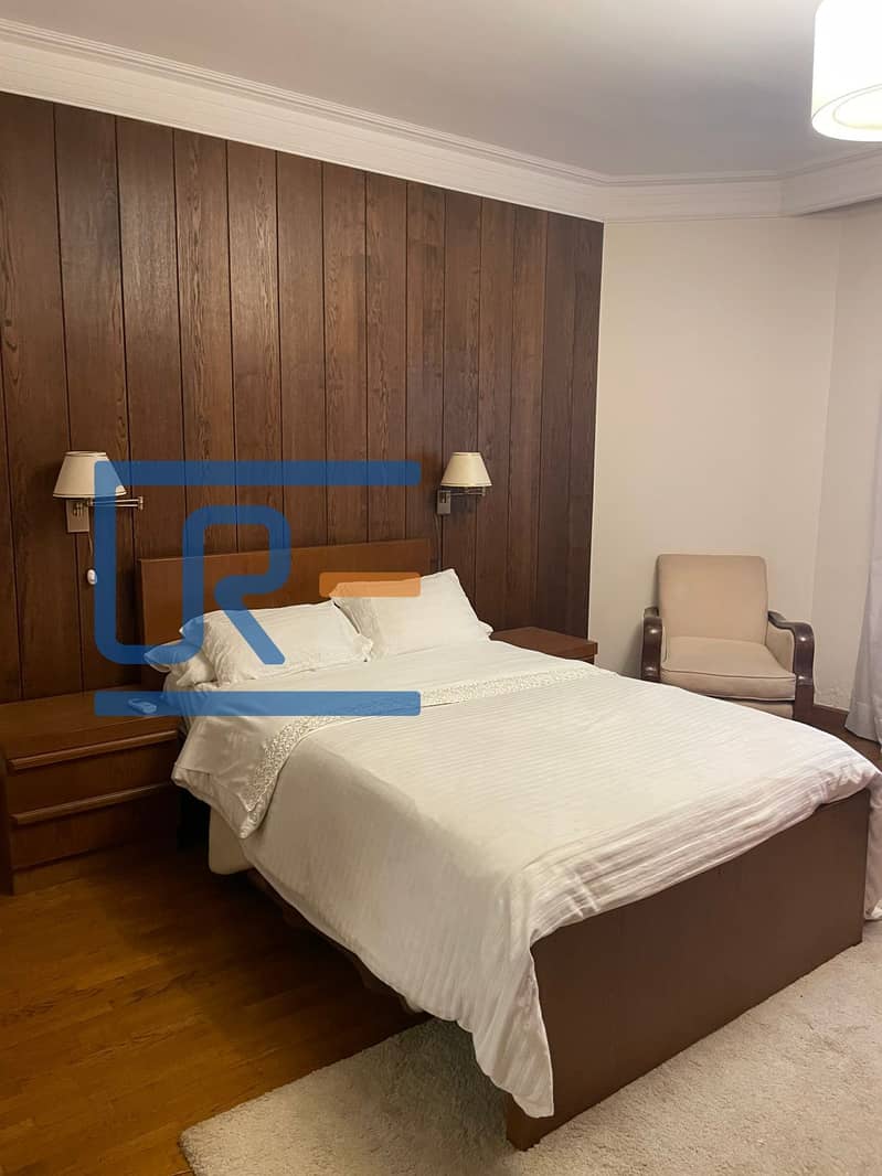 9 e9751eea-2b37-4d7d-b99f-d0a95234d041. jpg