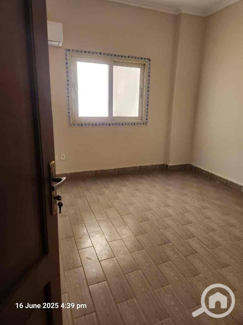 5 426bb228-8d3d-487b-b96e-4a615c3a7fc3. jpg