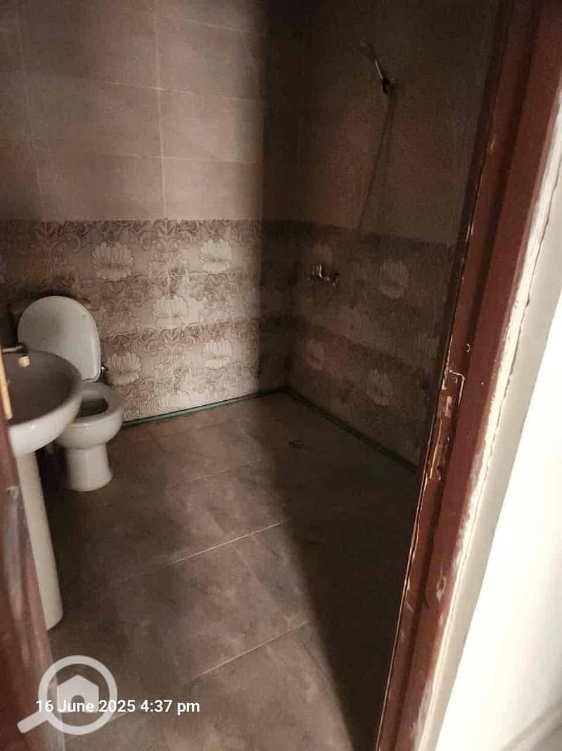 7 ab3a52ab-8e11-4a6b-86ca-ce6d40a4fb8f. jpg