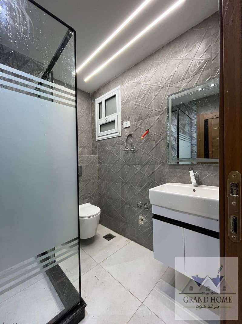 11 c17dceae-9b8a-408c-b10a-c0b935648f8a. jpg