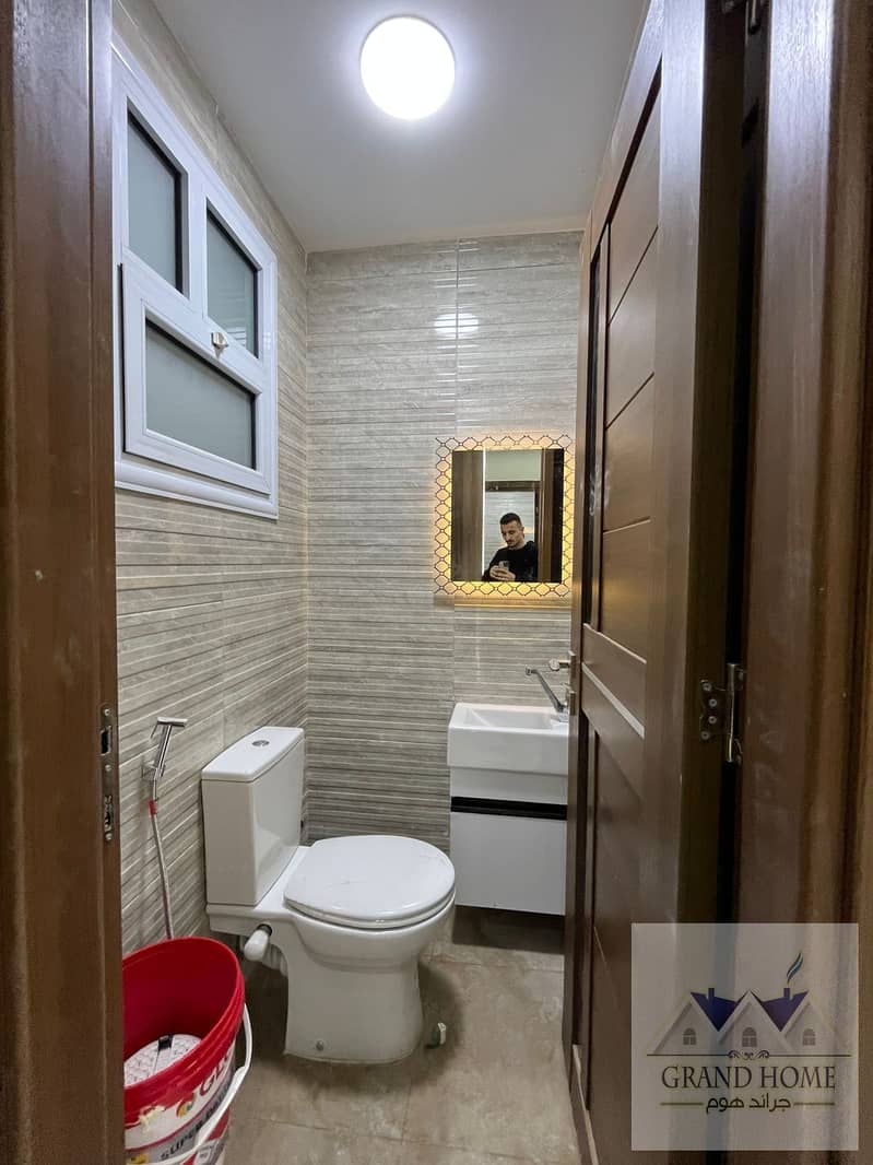 12 e9a7fa8a-bb63-4ff4-a2fe-98d3872f1cec. jpg