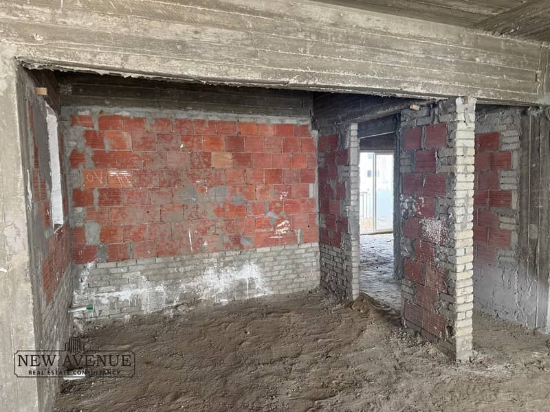 5 WhatsApp Image 2025-12-03 at 1.17. 32 PM (1). jpeg