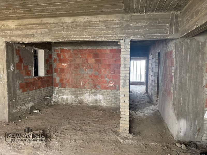 6 WhatsApp Image 2025-12-03 at 1.17. 32 PM (2). jpeg