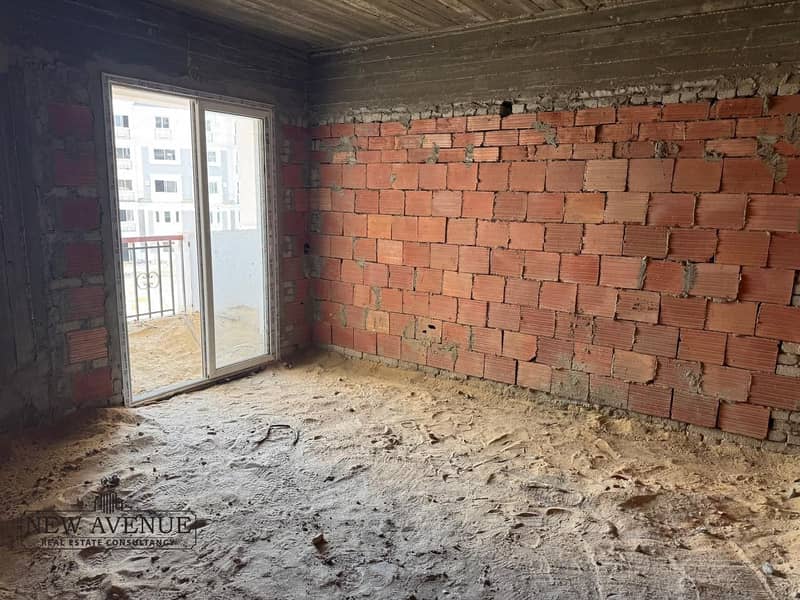 10 WhatsApp Image 2025-12-03 at 1.17. 34 PM. jpeg