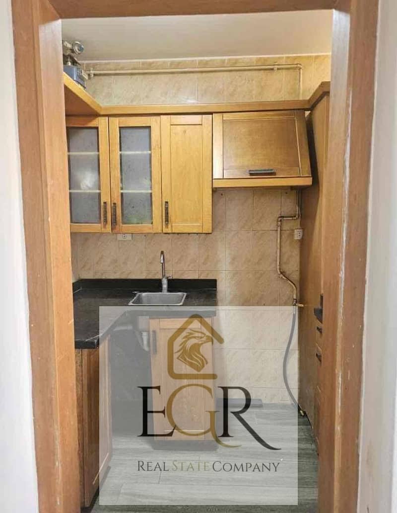 5 a611ace9-0f6e-4e00-abb2-4c7ee143f60e. jpg