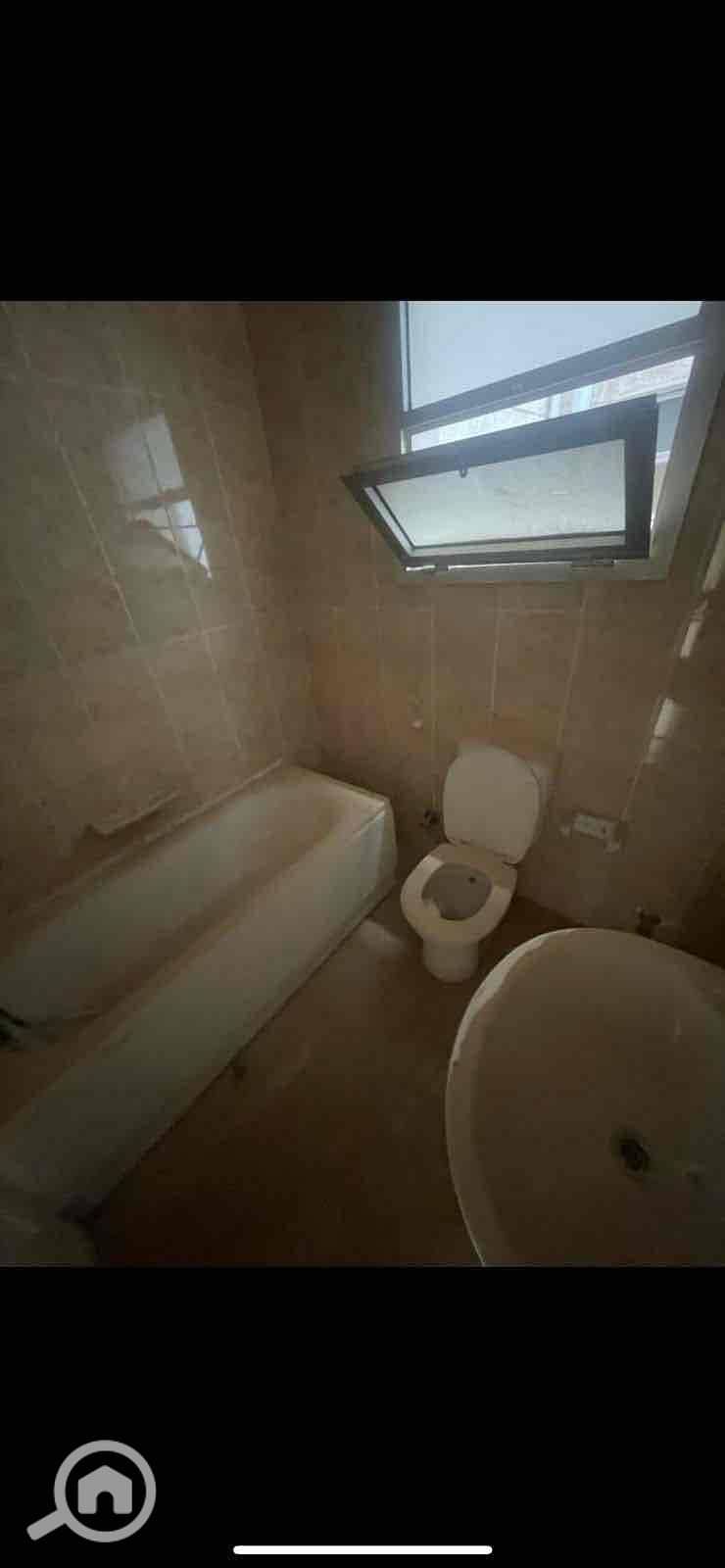 14 a5fb0847-fcfe-4b61-868b-a43a9264d3ff. jpg