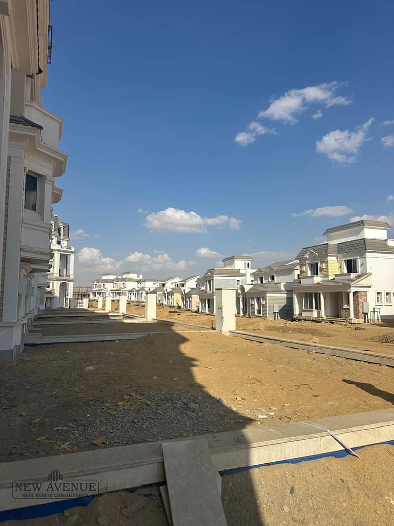 4 WhatsApp Image 2025-12-07 at 4.44. 56 PM (1). jpeg