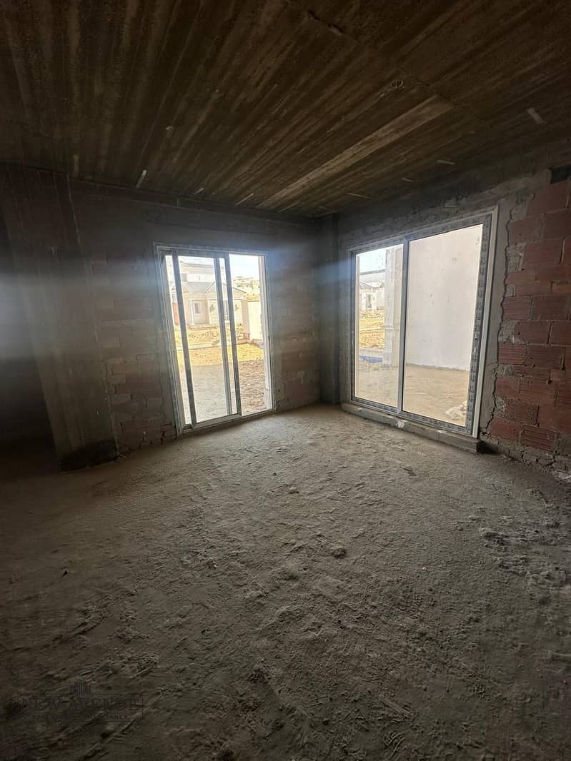 8 WhatsApp Image 2025-12-07 at 4.44. 57 PM (2). jpeg