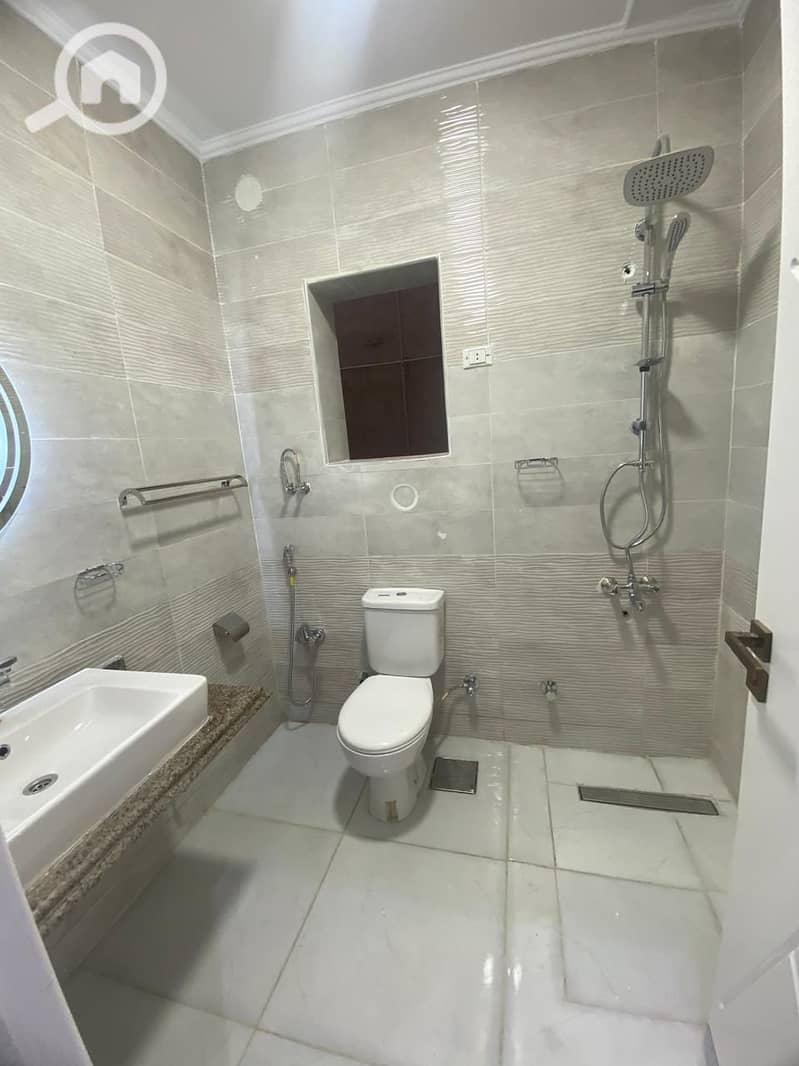 12 WhatsApp Image 2025-12-09 at 2.29. 10 AM (2). jpeg