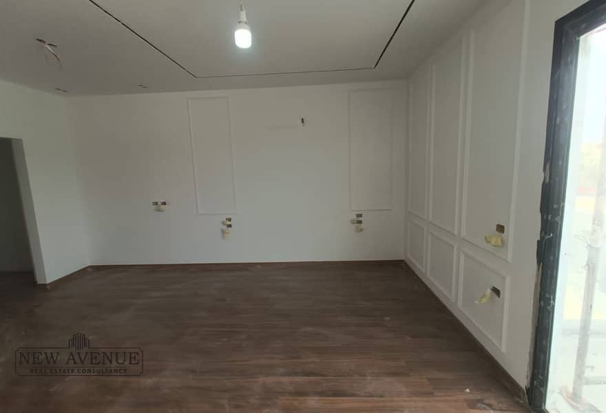 5 ddcc6611-fd55-4c3b-90bf-e673b12b9a17. jpg