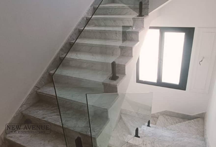 8 05855bfa-532c-4a86-b6fc-c56e7b3b4547. jpg