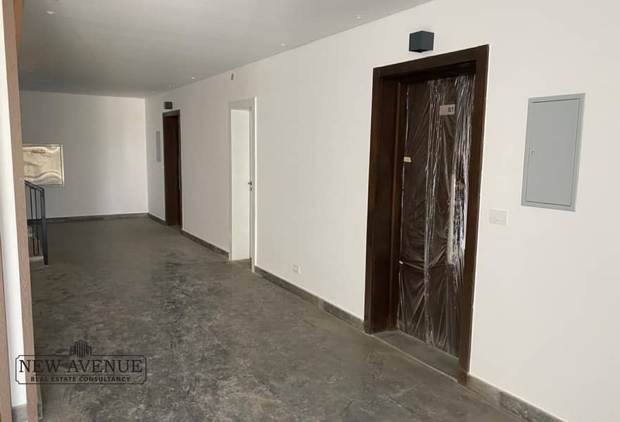 5 fc607979-a3ea-43f5-80be-832548b55d6c. jpg