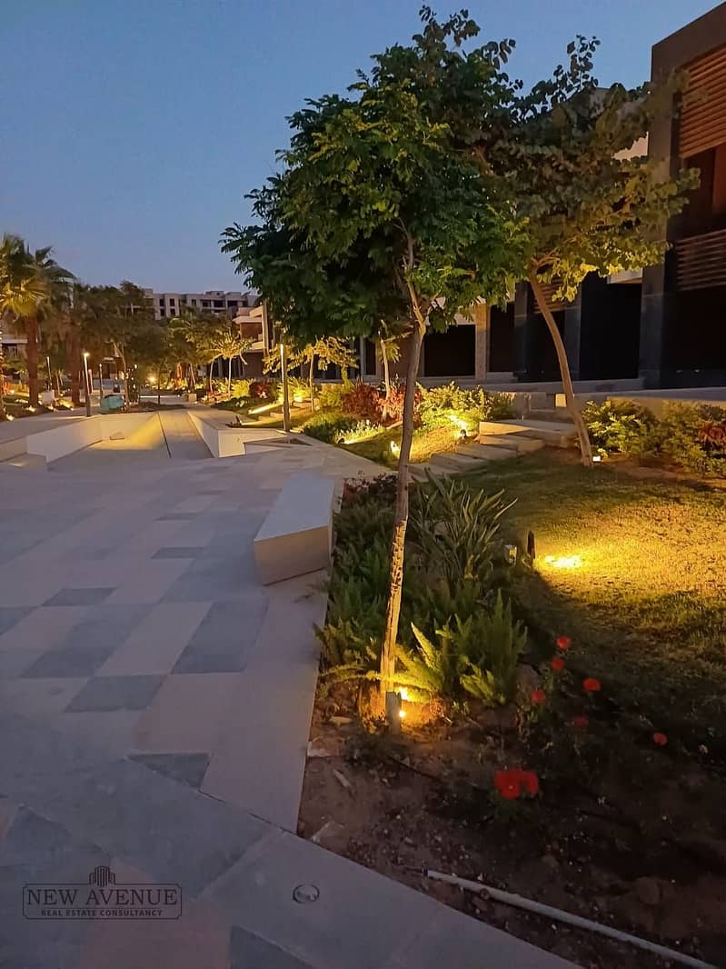 6 WhatsApp Image 2025-12-08 at 16.54. 14_56d8ac26. jpg