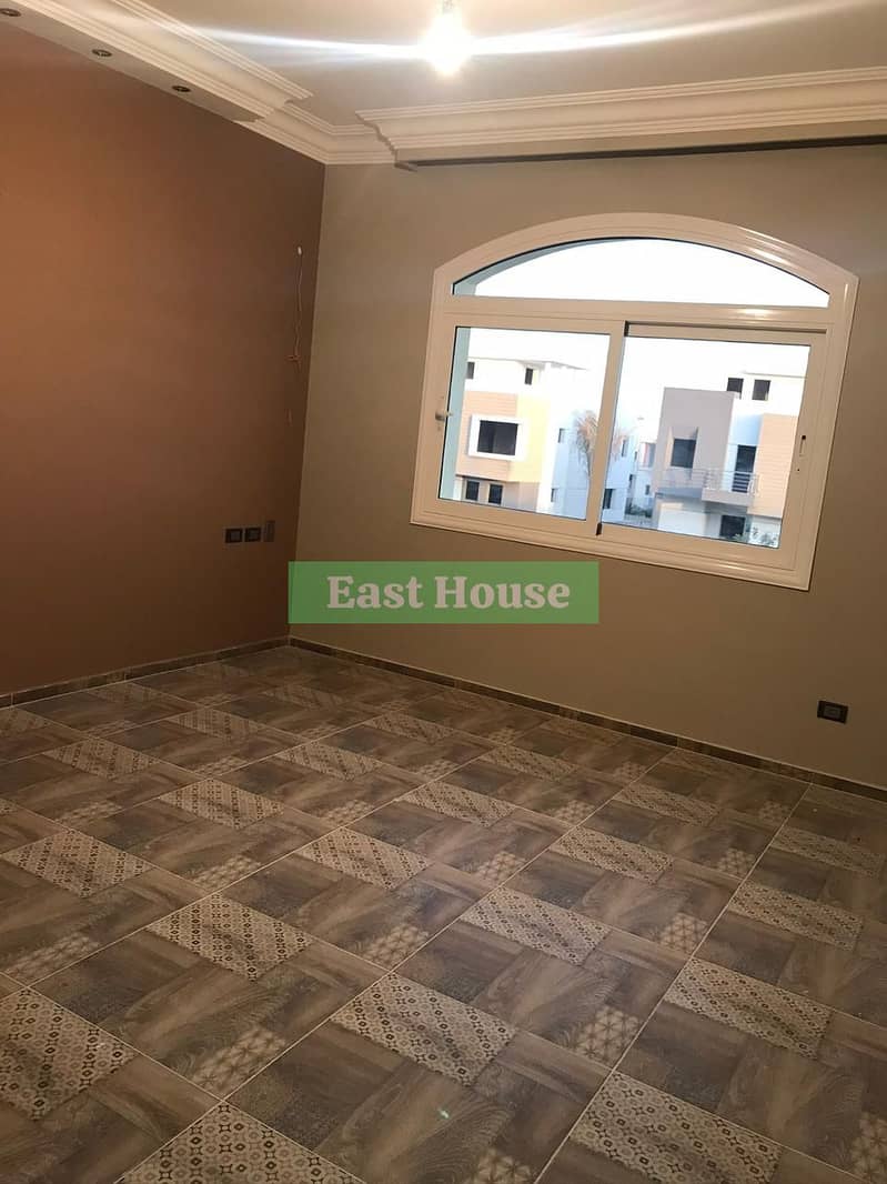 5 93e59ee4-0785-435d-8c5d-2b4f8fcf078b111. jpg