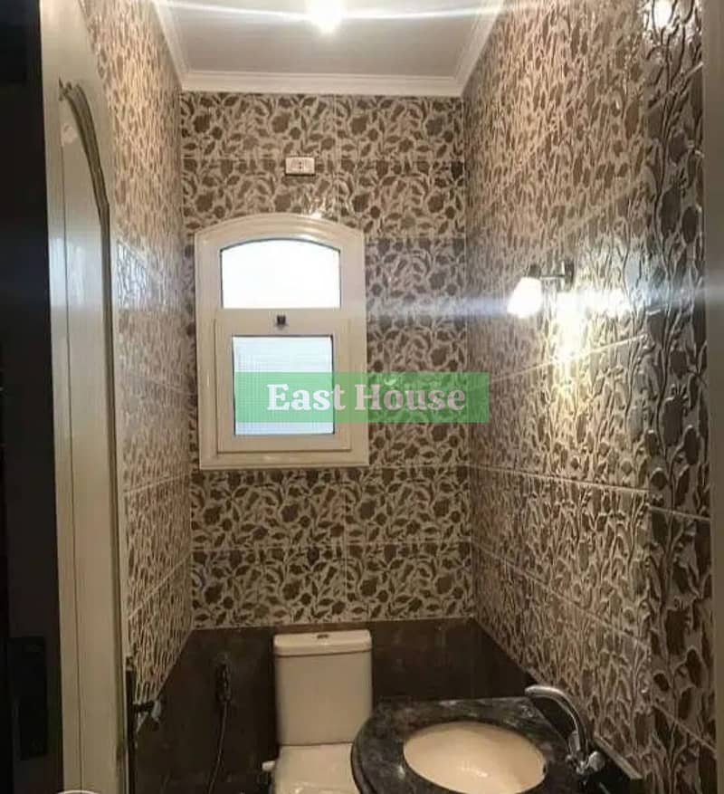 9 594404225_122147465030643212_500414643175819882_n. jpg