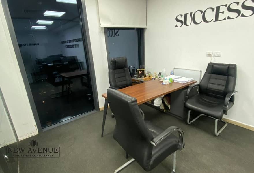 6 c0458aaf-8d74-4660-b6d8-a4223e06fee6. jpg