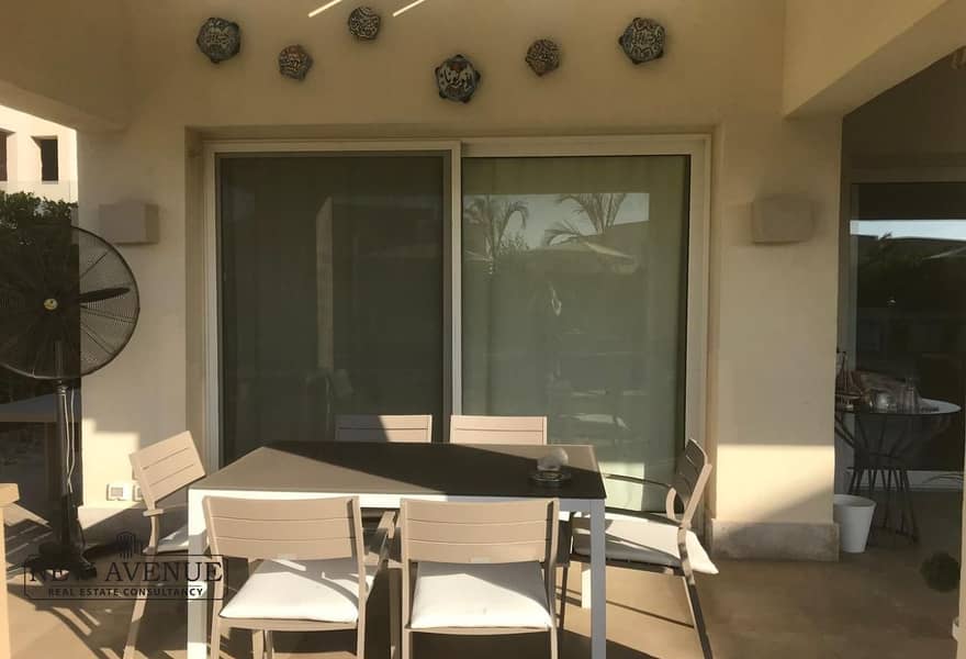 5 213e34f6-ed6d-4bc0-85c5-d87cd785c75b. jpg