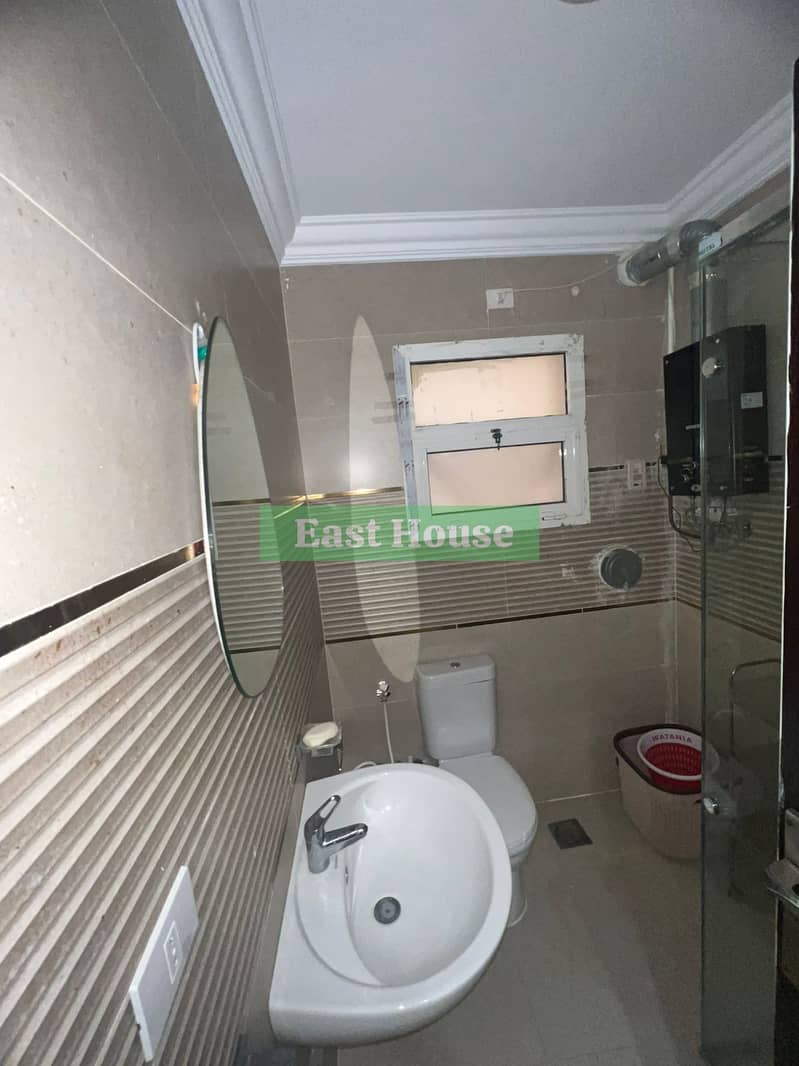 8 WhatsApp Image 2025-10-20 at 5.01. 52 PM (1). jpeg