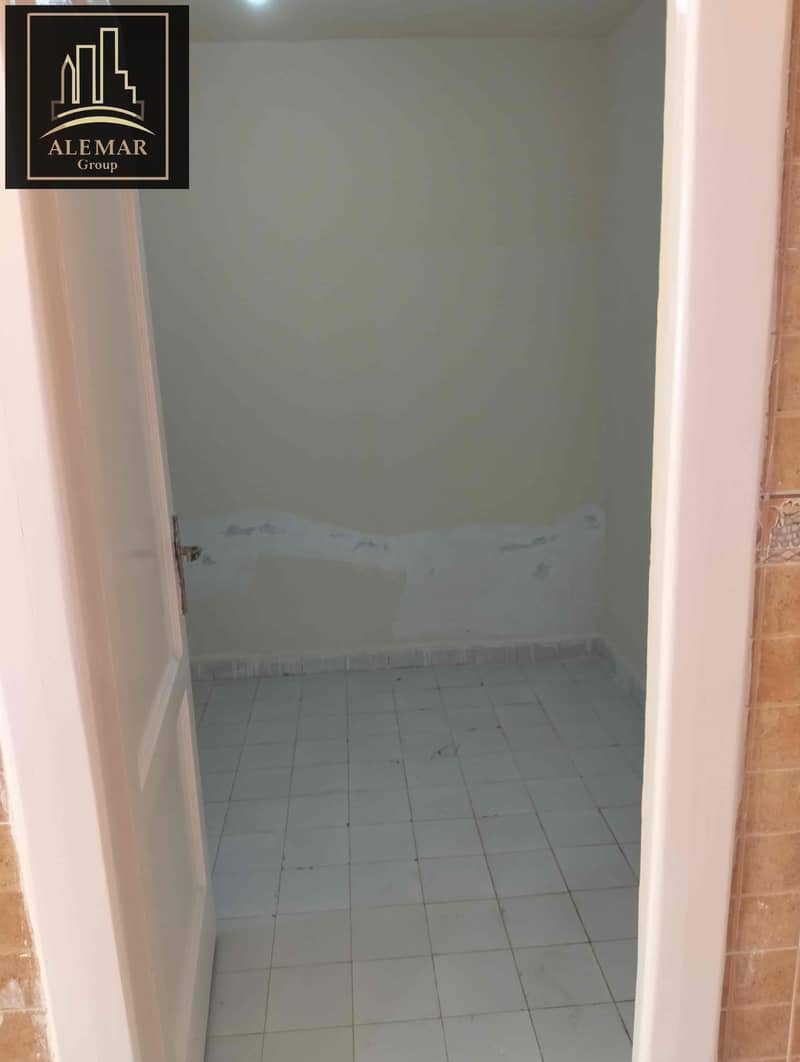 13 8b6f68f5-300e-46ad-b51a-8f5208424863. jpg